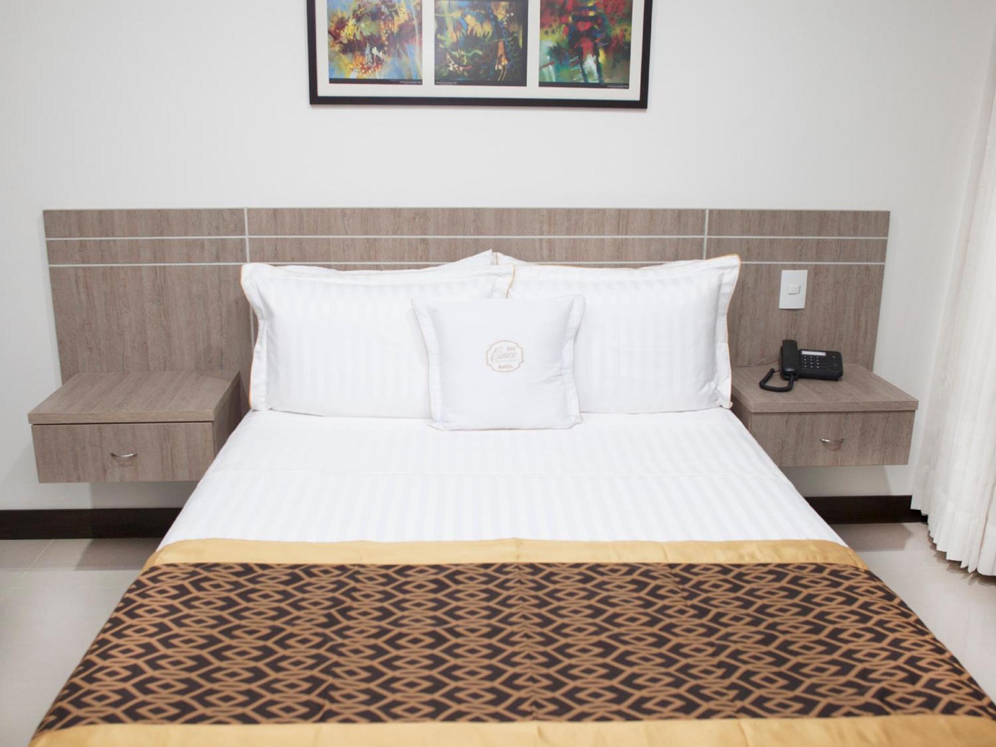 Hotel Cinco Monteria Ngoại thất bức ảnh